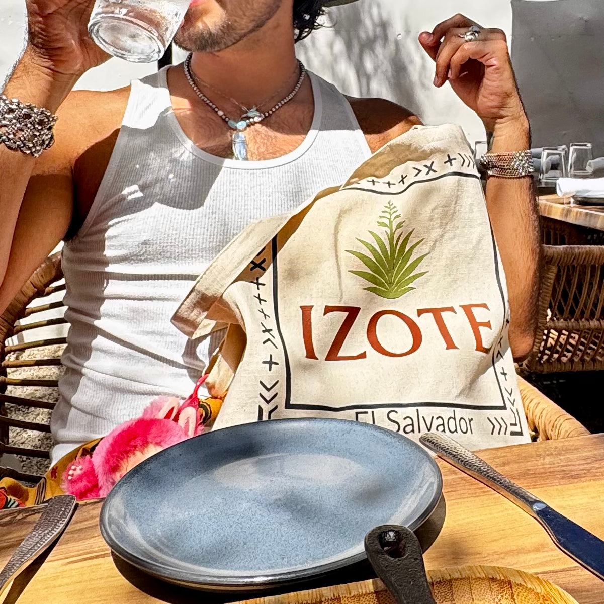 IZOTE Tote Bag